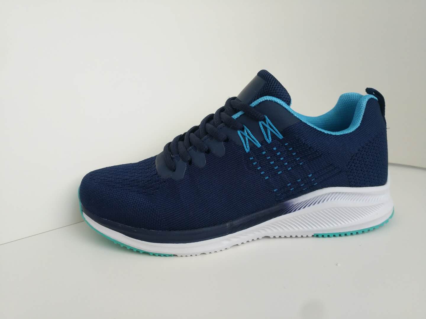 Sport Shoes Ladies Supplier From China