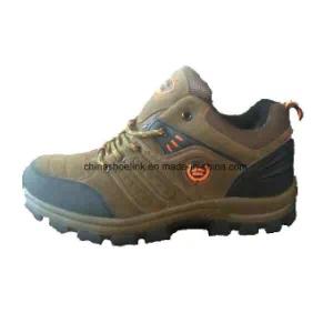 China Men Hiking Shoes Trekking Shoes Cow Suede Leather